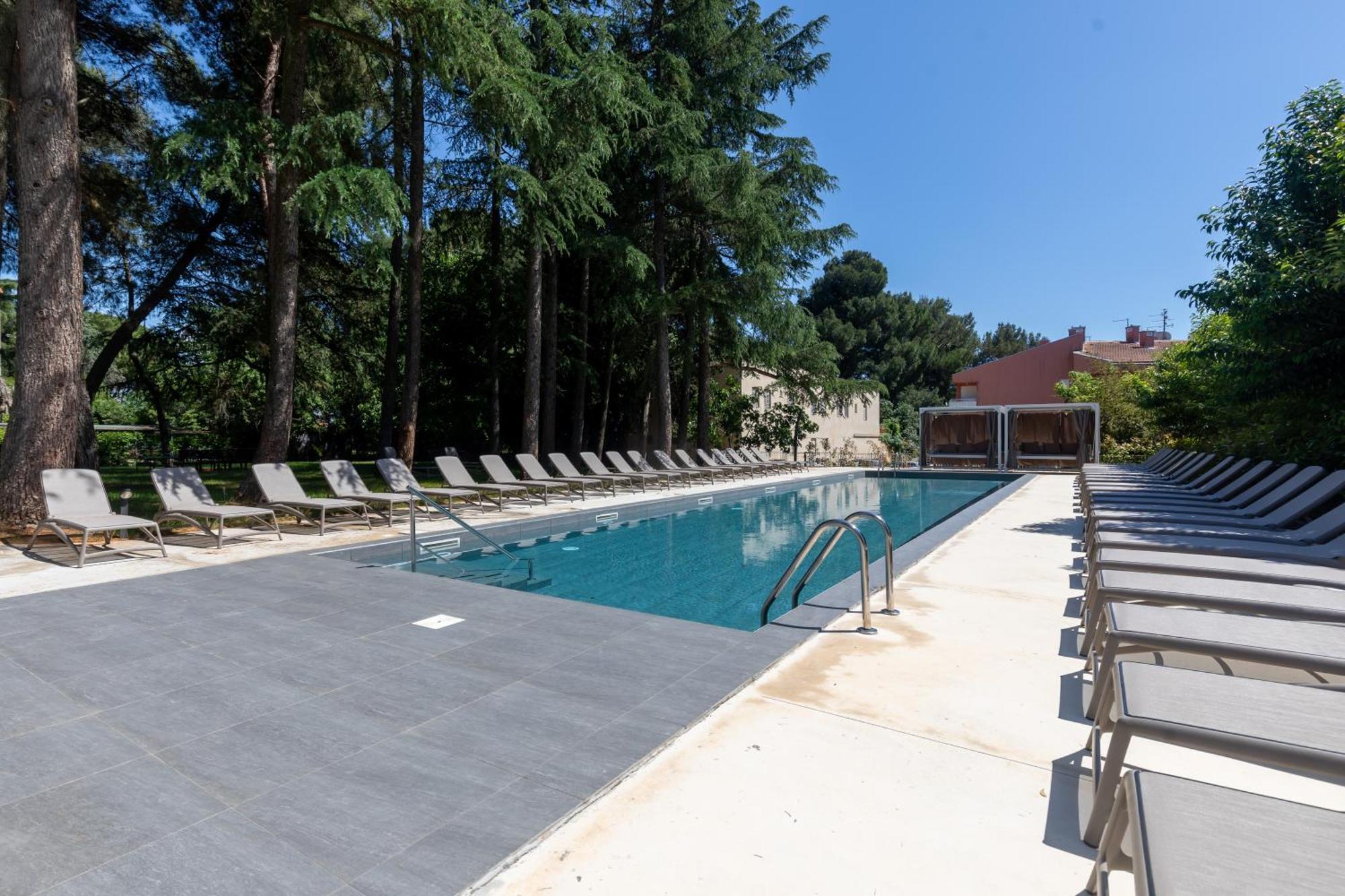 Hotel Emaus Novigrad  Exterior photo