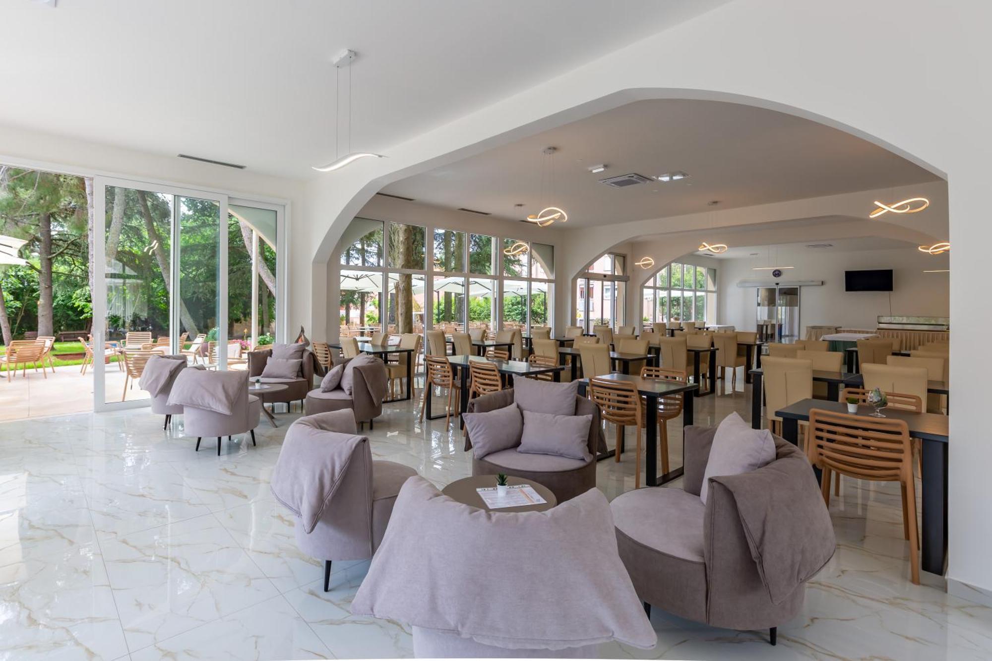Hotel Emaus Novigrad  Exterior photo
