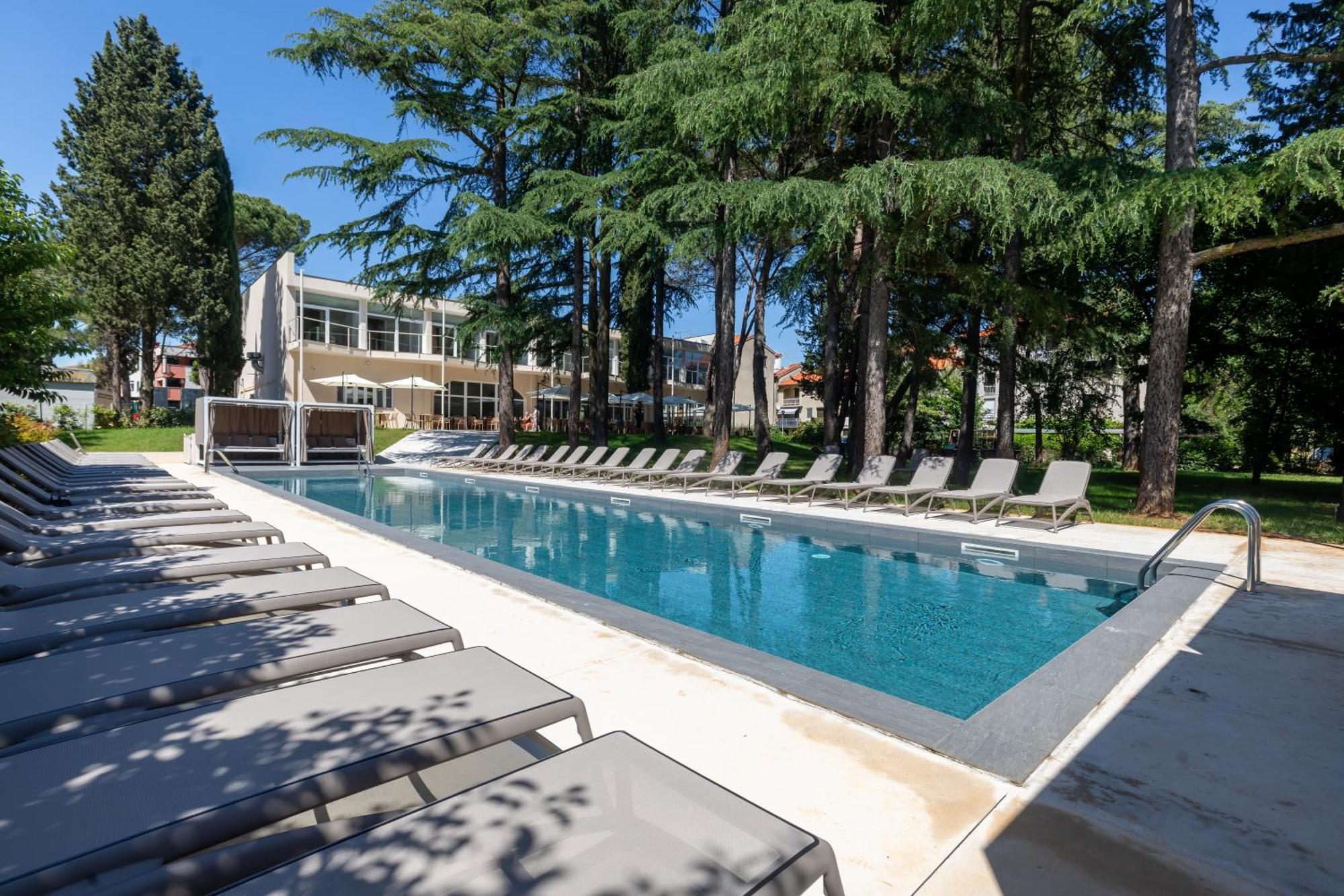 Hotel Emaus Novigrad  Exterior photo
